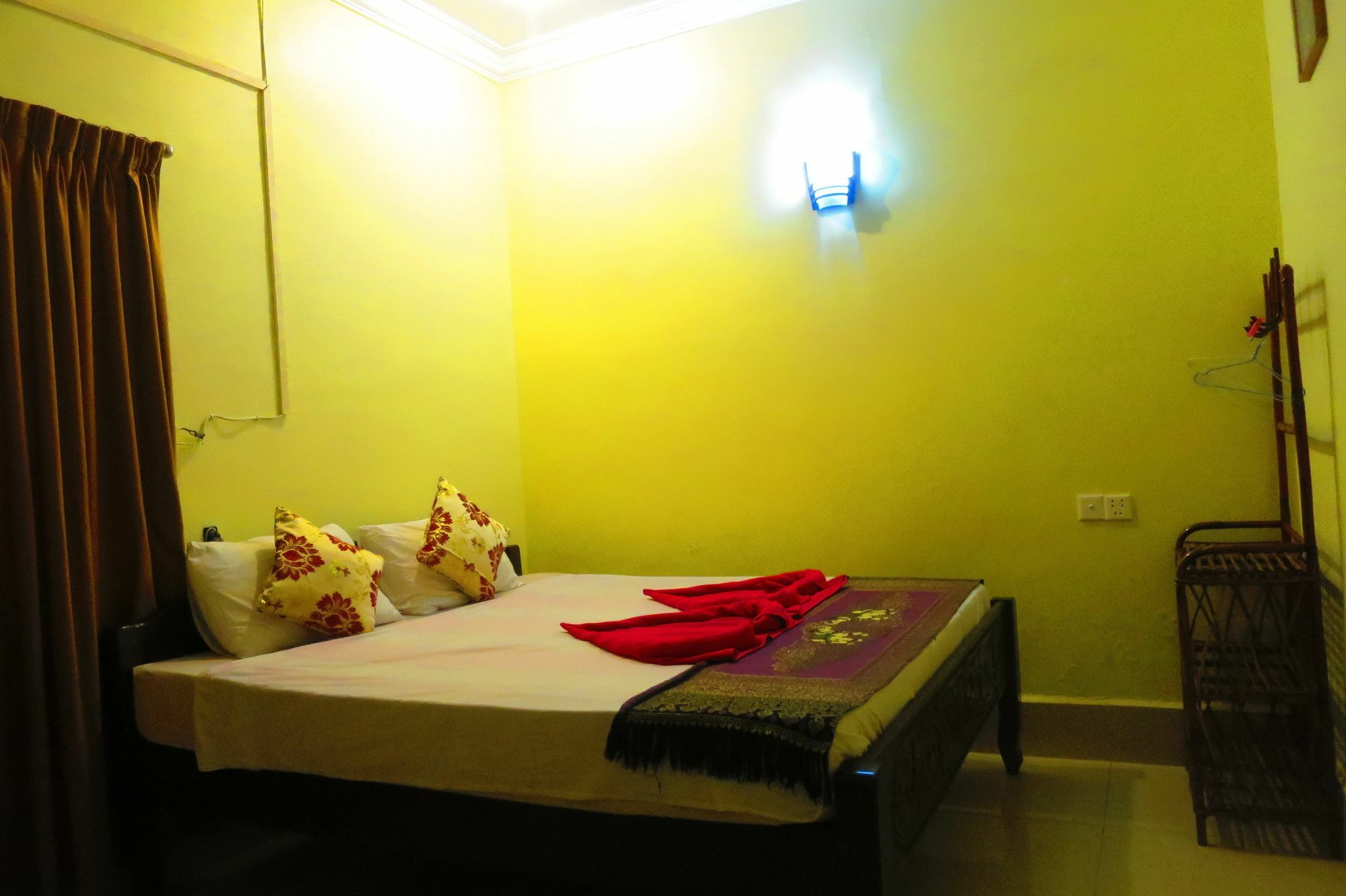 Kampot Guesthouse Esterno foto