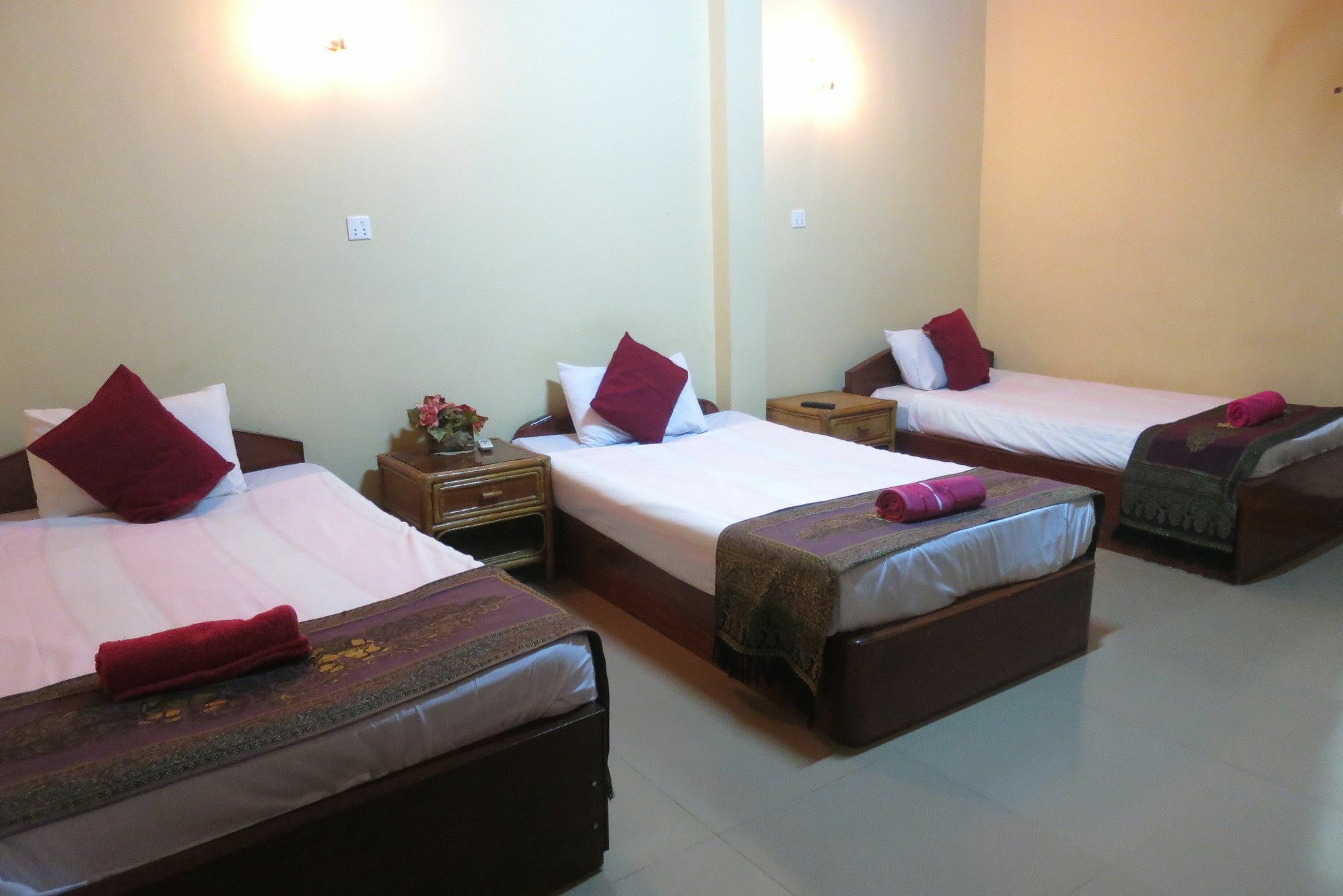 Kampot Guesthouse Esterno foto