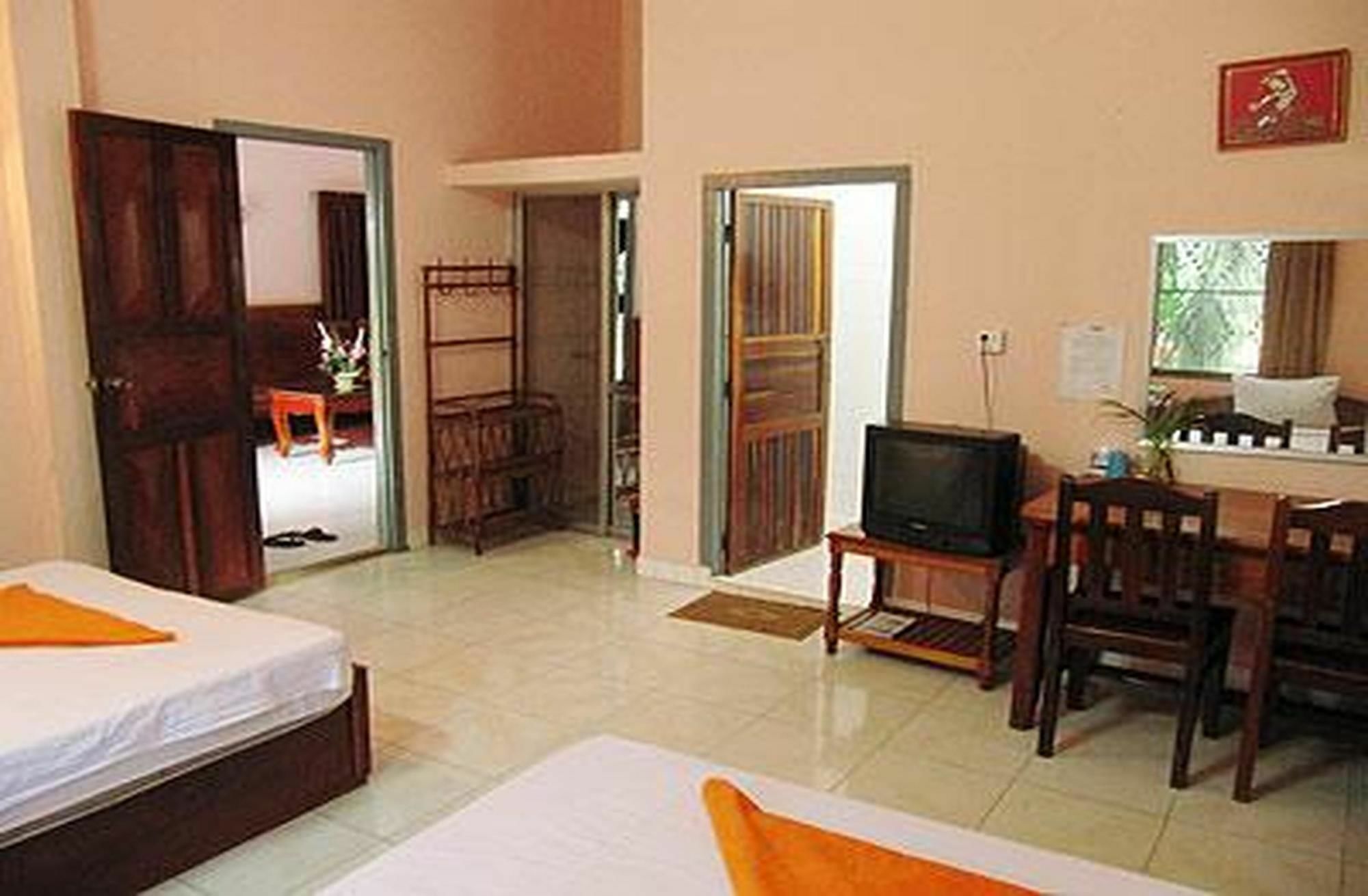 Kampot Guesthouse Esterno foto